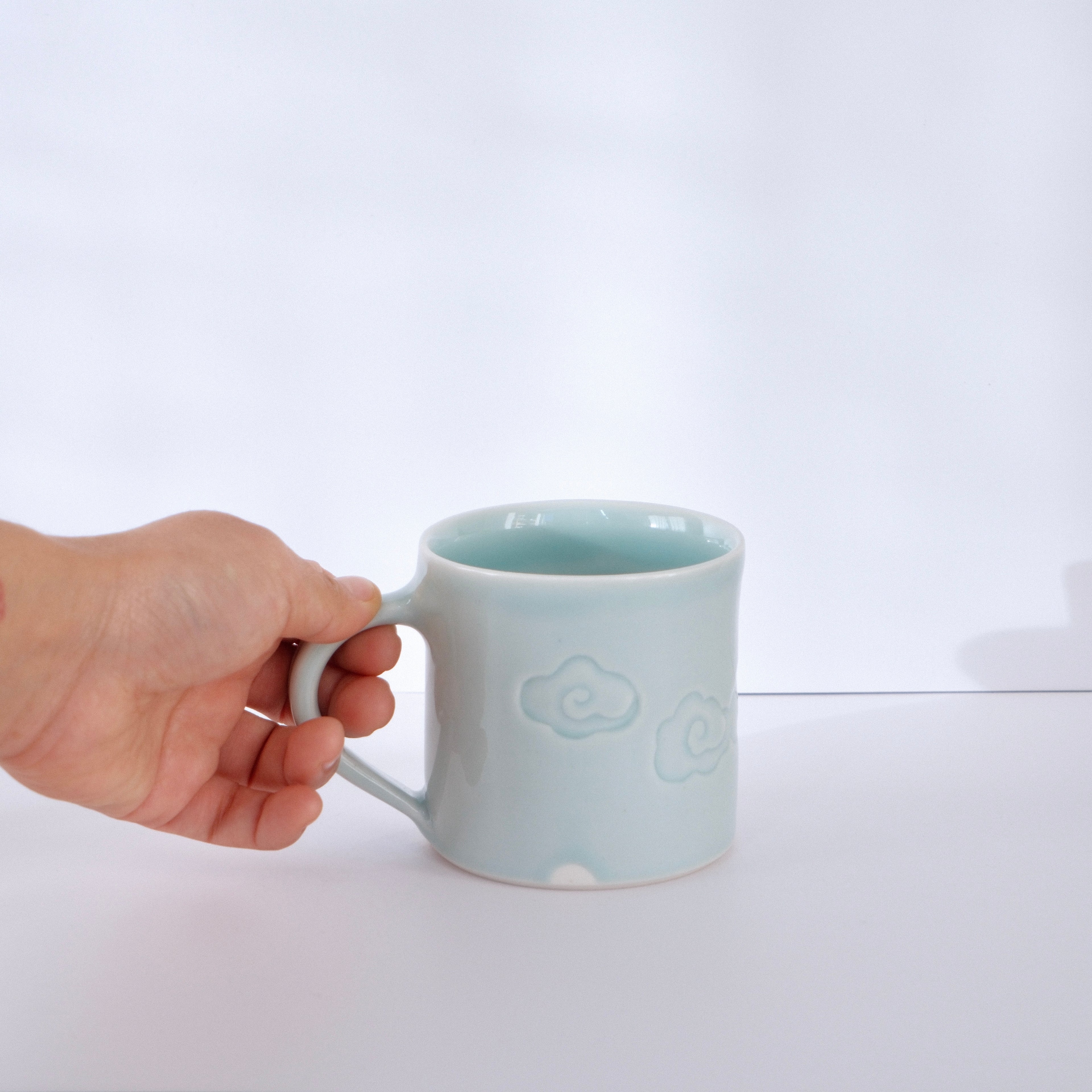 [SECONDS] Clouds mug