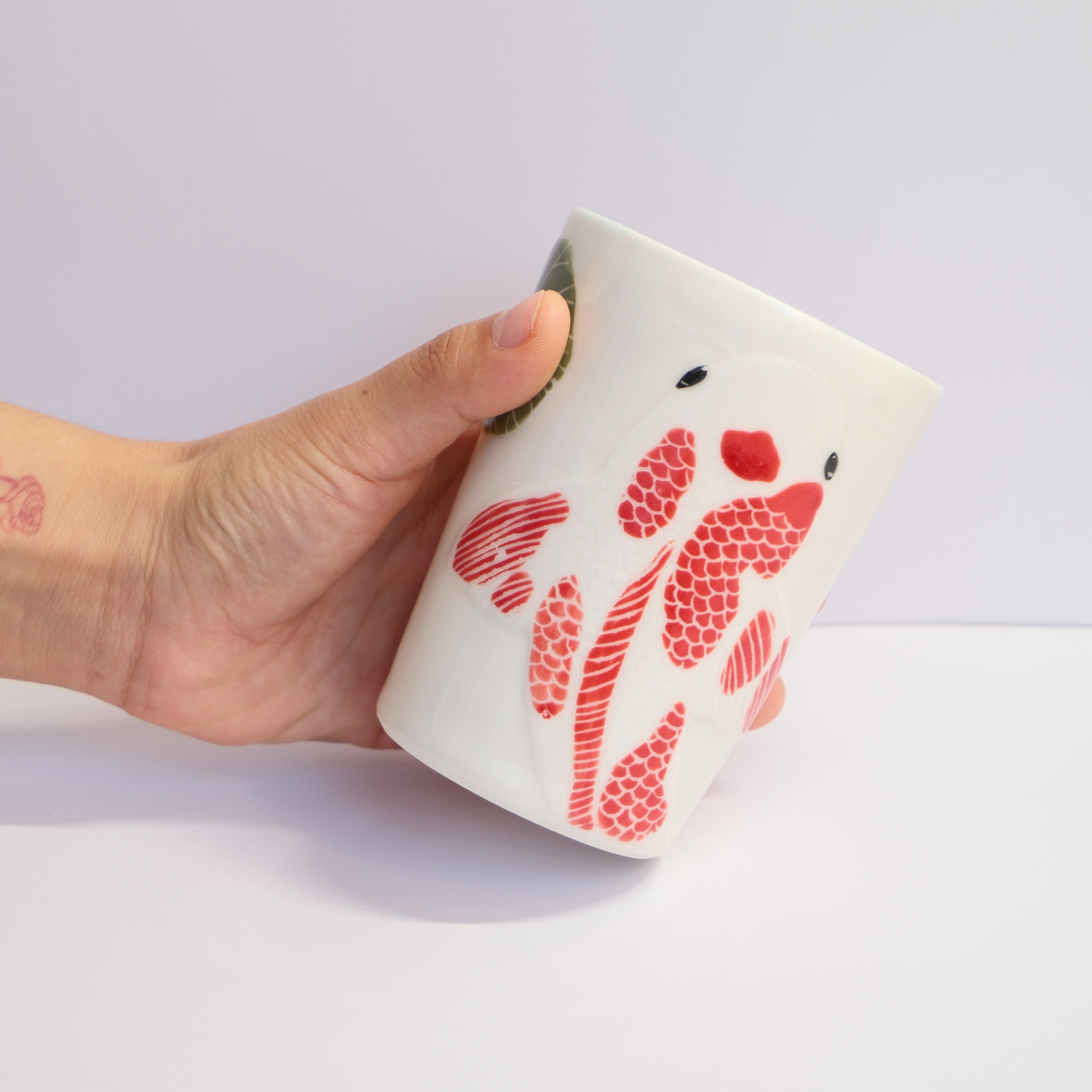 Porcelain Tumbler 014 - Red Koi & Pond Lilies 375ml