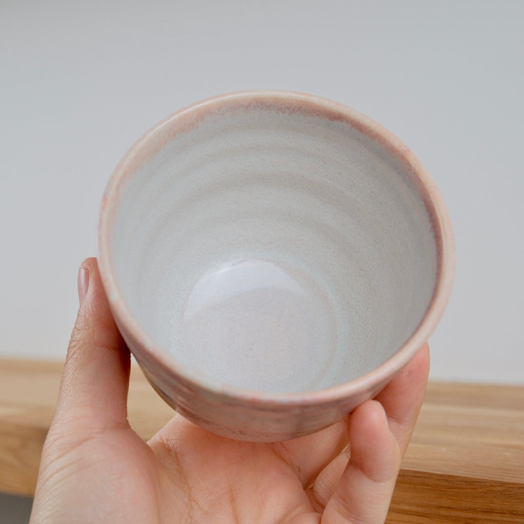Porcelain tumbler - Pink speckles - 210ml
