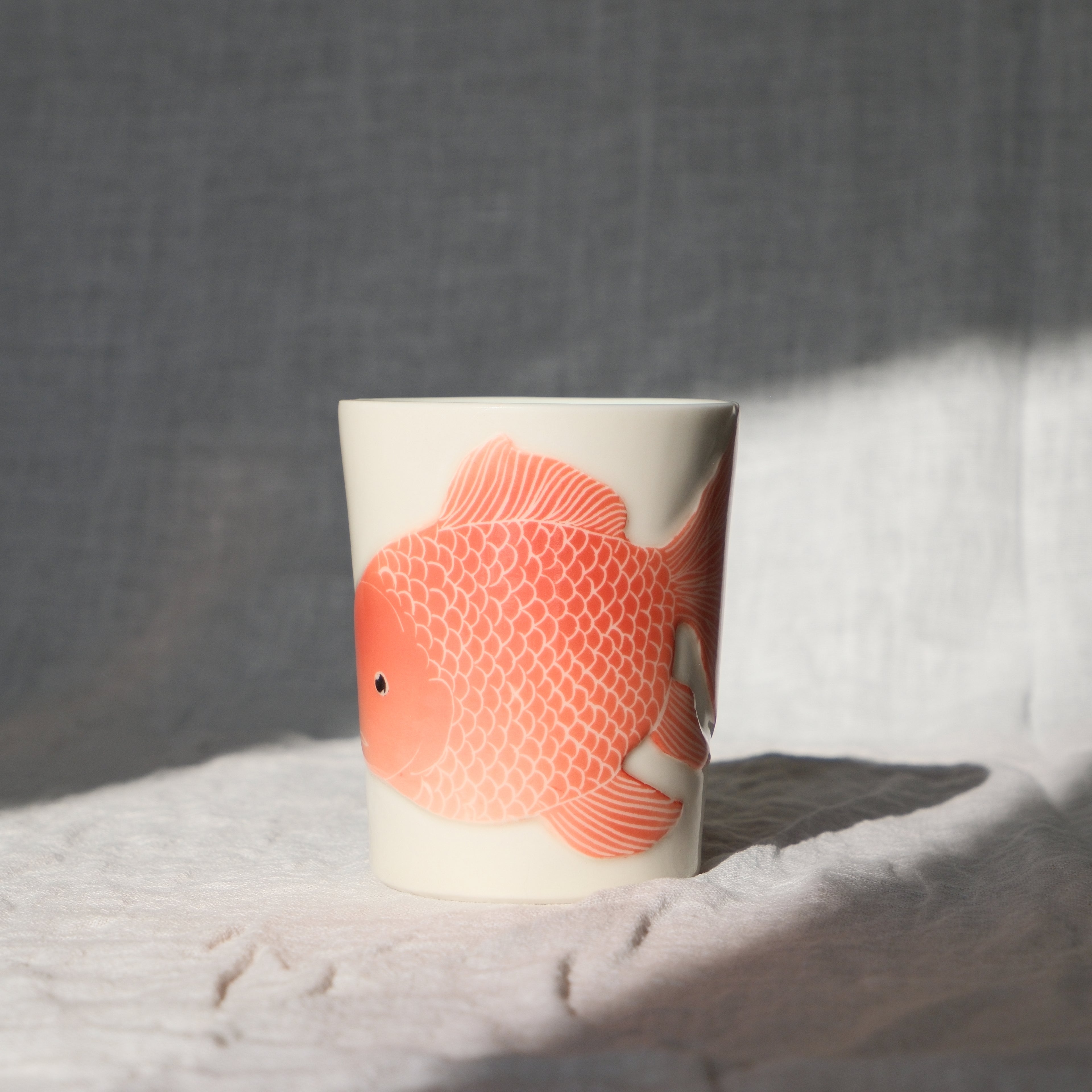 Adrift Porcelain Tumbler 018 - Goldfish 390ml