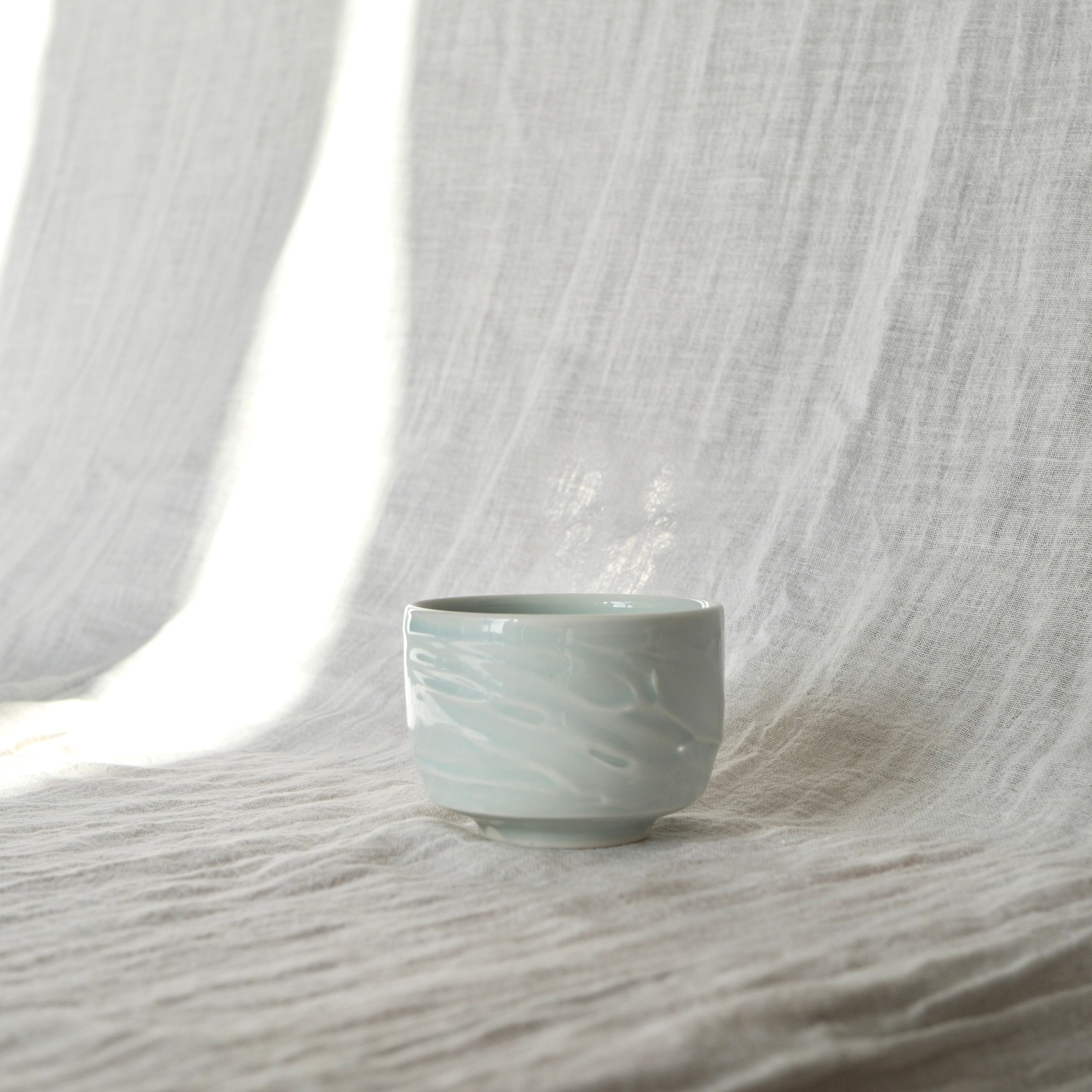 Slip textured Cup 005 "Celadon Blue" - 210ml