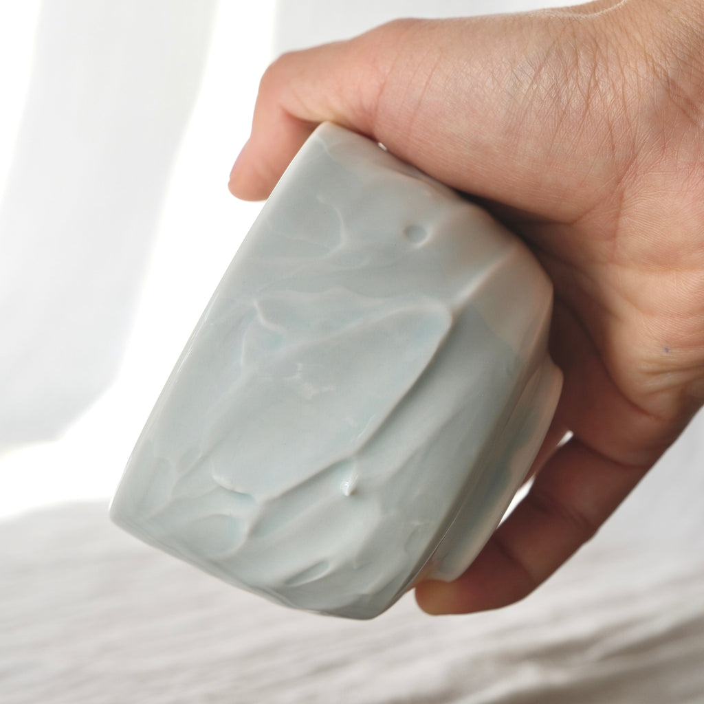 Slip textured Cup 005 "Celadon Blue" - 210ml