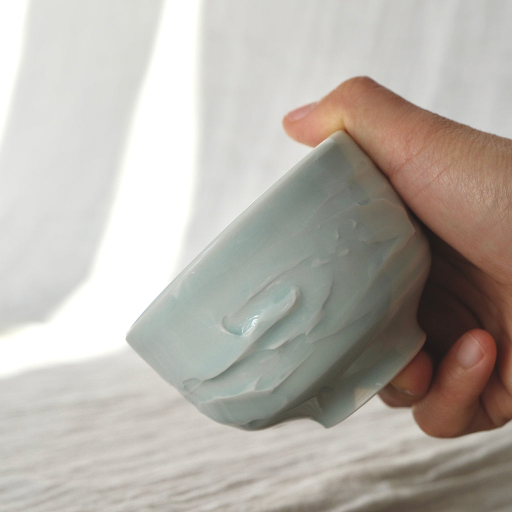 Slip textured Cup 006 "Celadon Blue" - 190ml