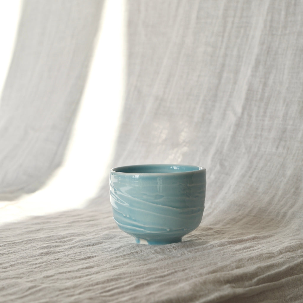 Slip textured Cup 010 "Sky Blue" - 200ml