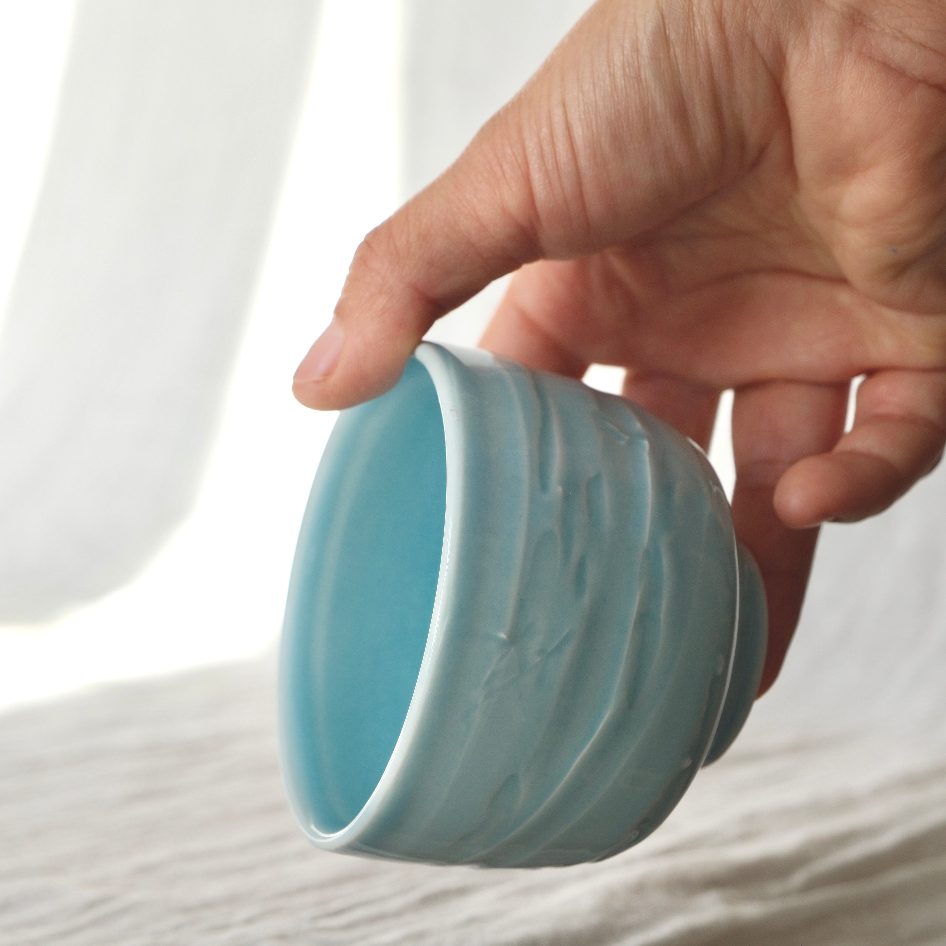 Slip textured Cup 010 "Sky Blue" - 200ml
