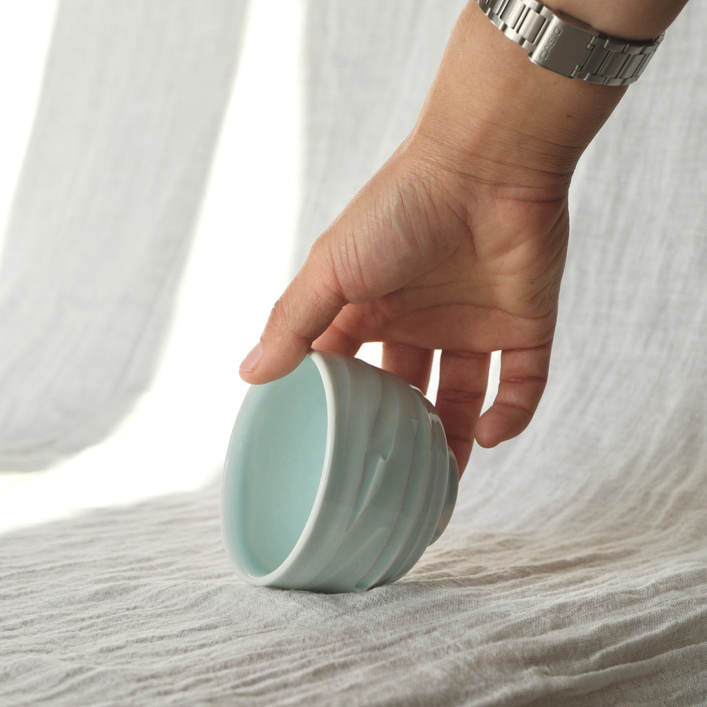 Slip textured Cup 011 "Celadon Blue" - 175ml
