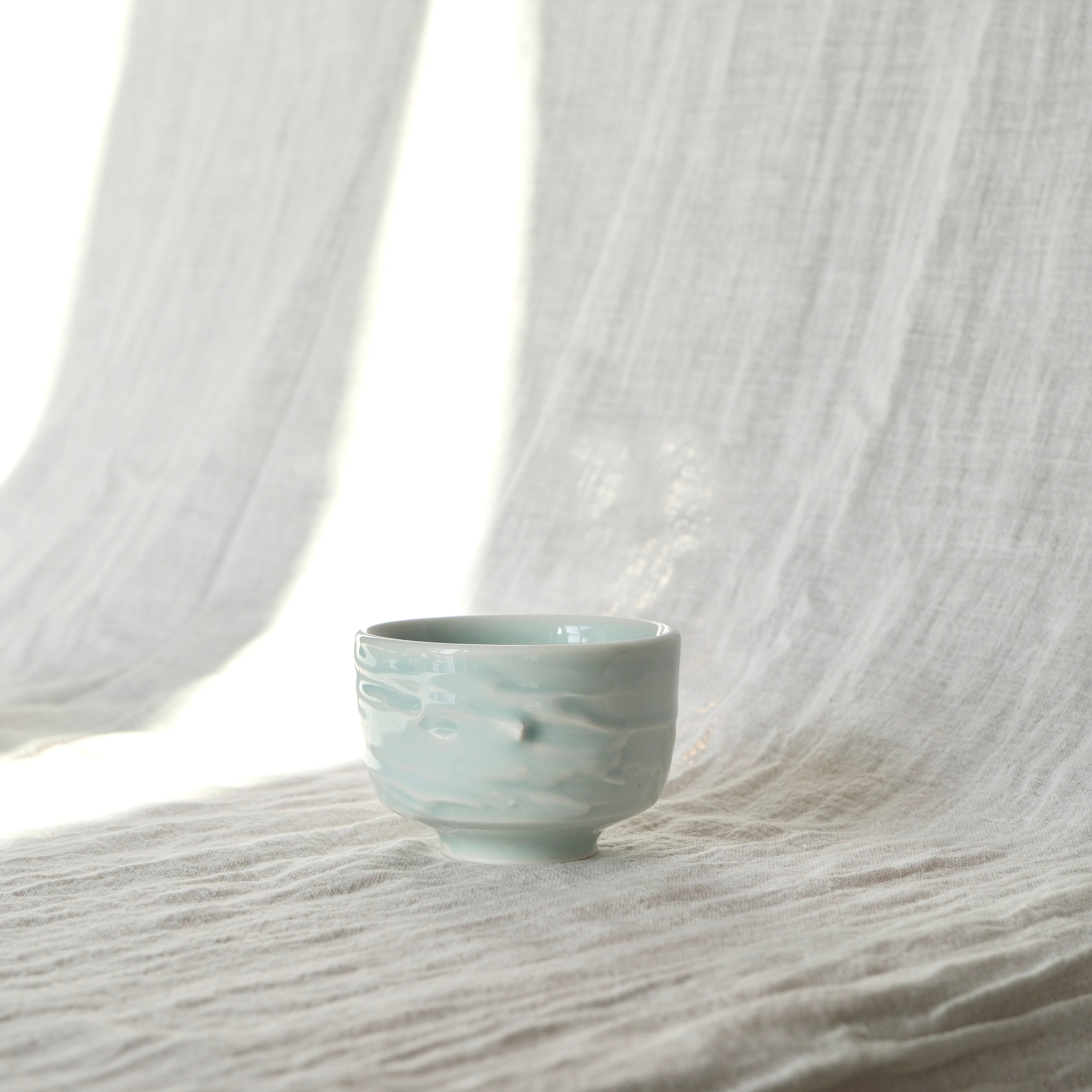 Slip textured Cup 016 "Celadon Blue" - 170ml