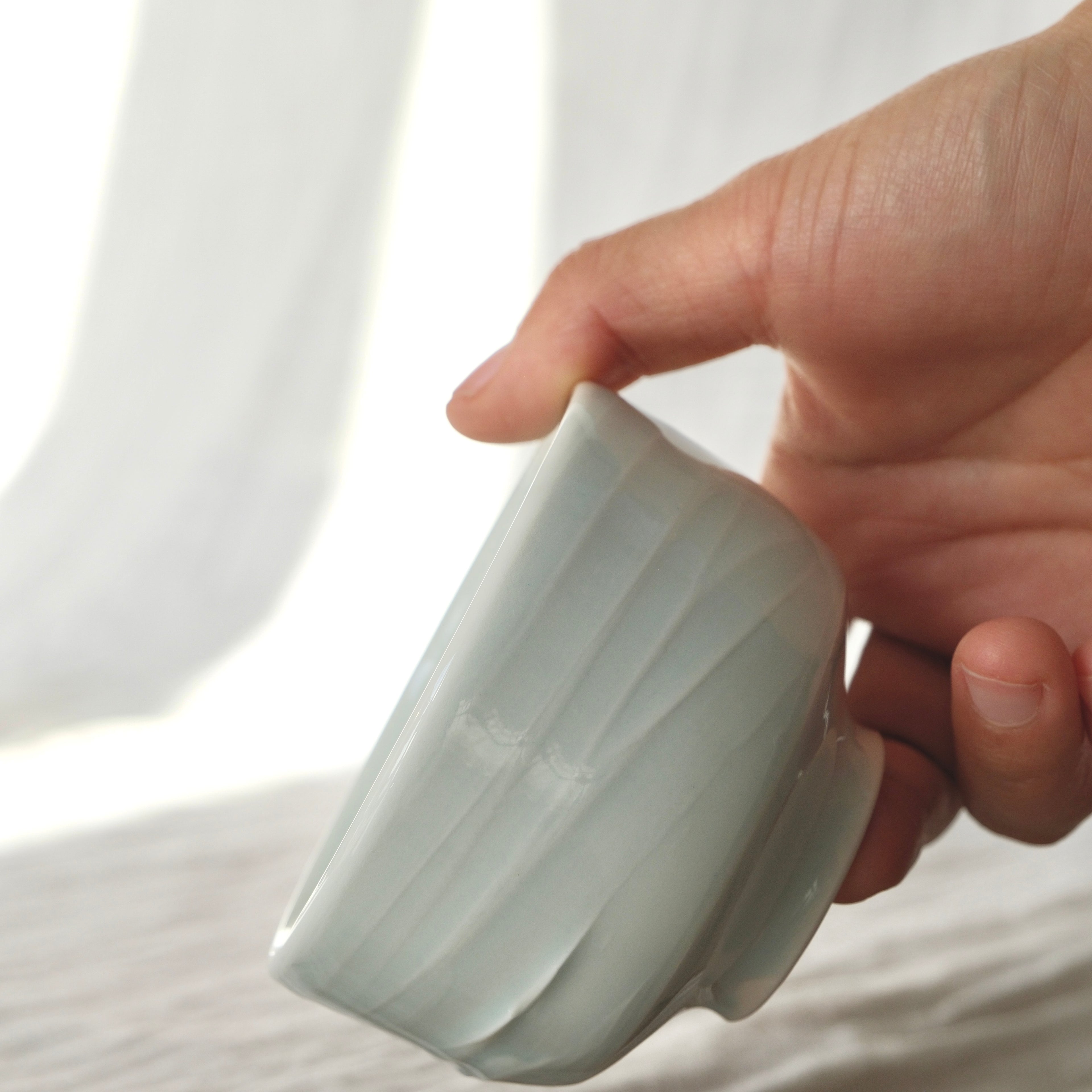 Slip textured Cup 017 "Celadon Blue" - 160ml