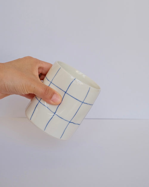 Dimple Cup Porcelain 350ml - Grid