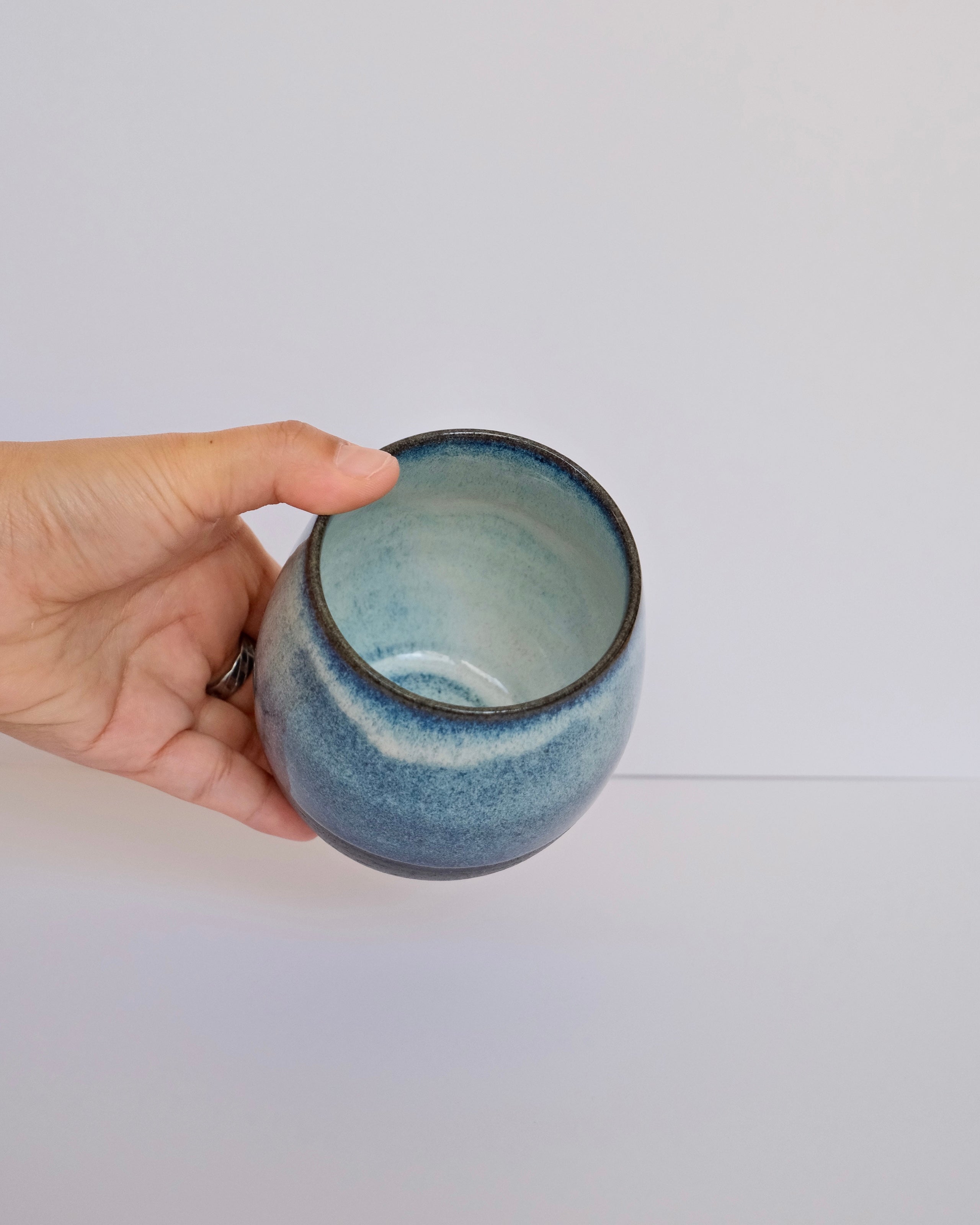 Coffee Cup 420ml - Black Stoneware - Milky Way