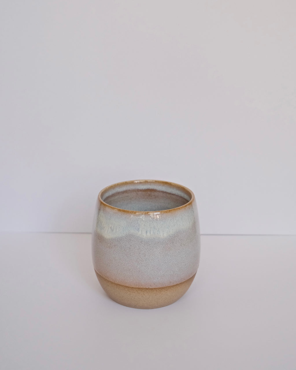 Coffee Cup 420ml - Buff Stoneware - Lilac Haze
