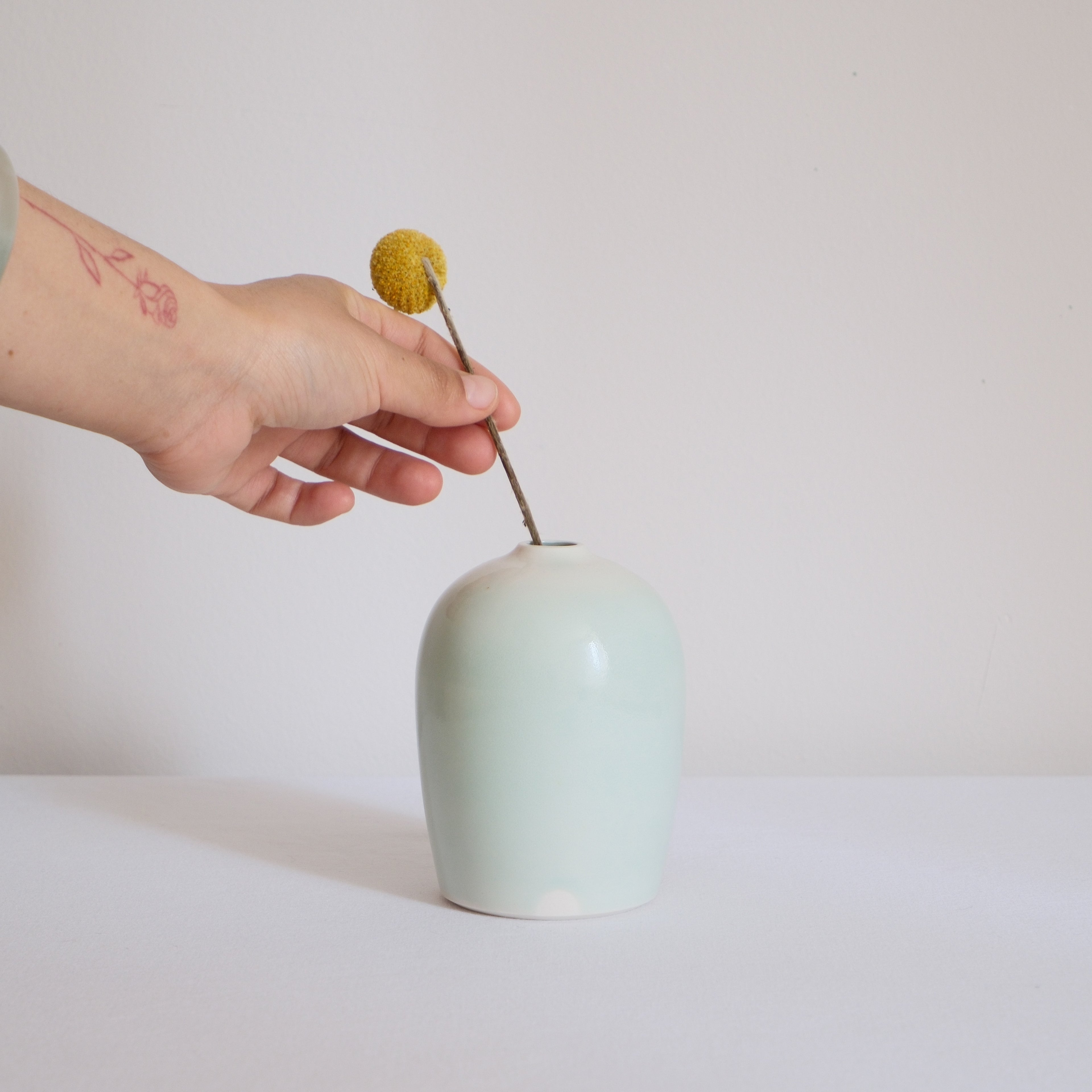 Porcelain bud vase 001