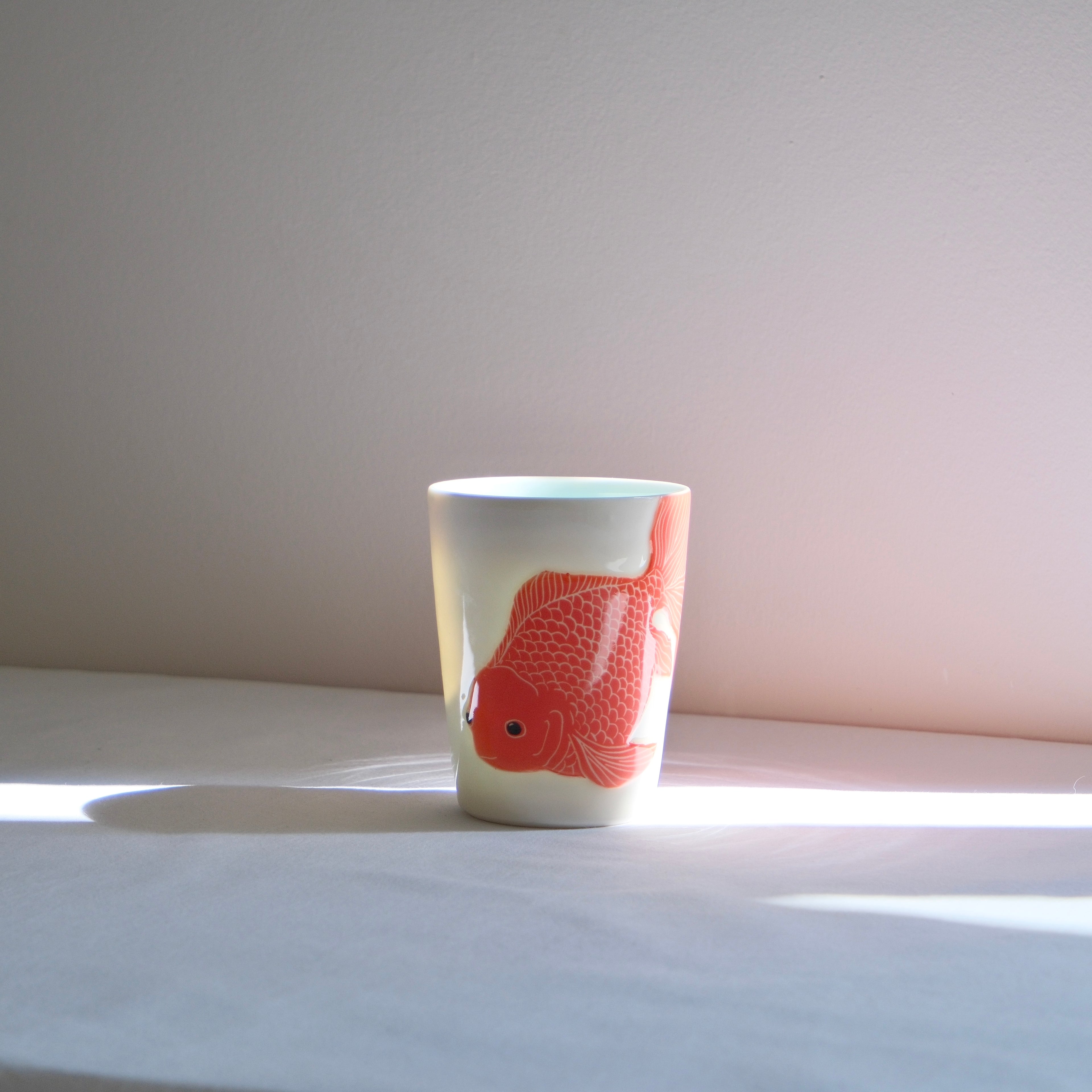 Adrift Porcelain Tumbler 025 - A lone Goldfish 460ml