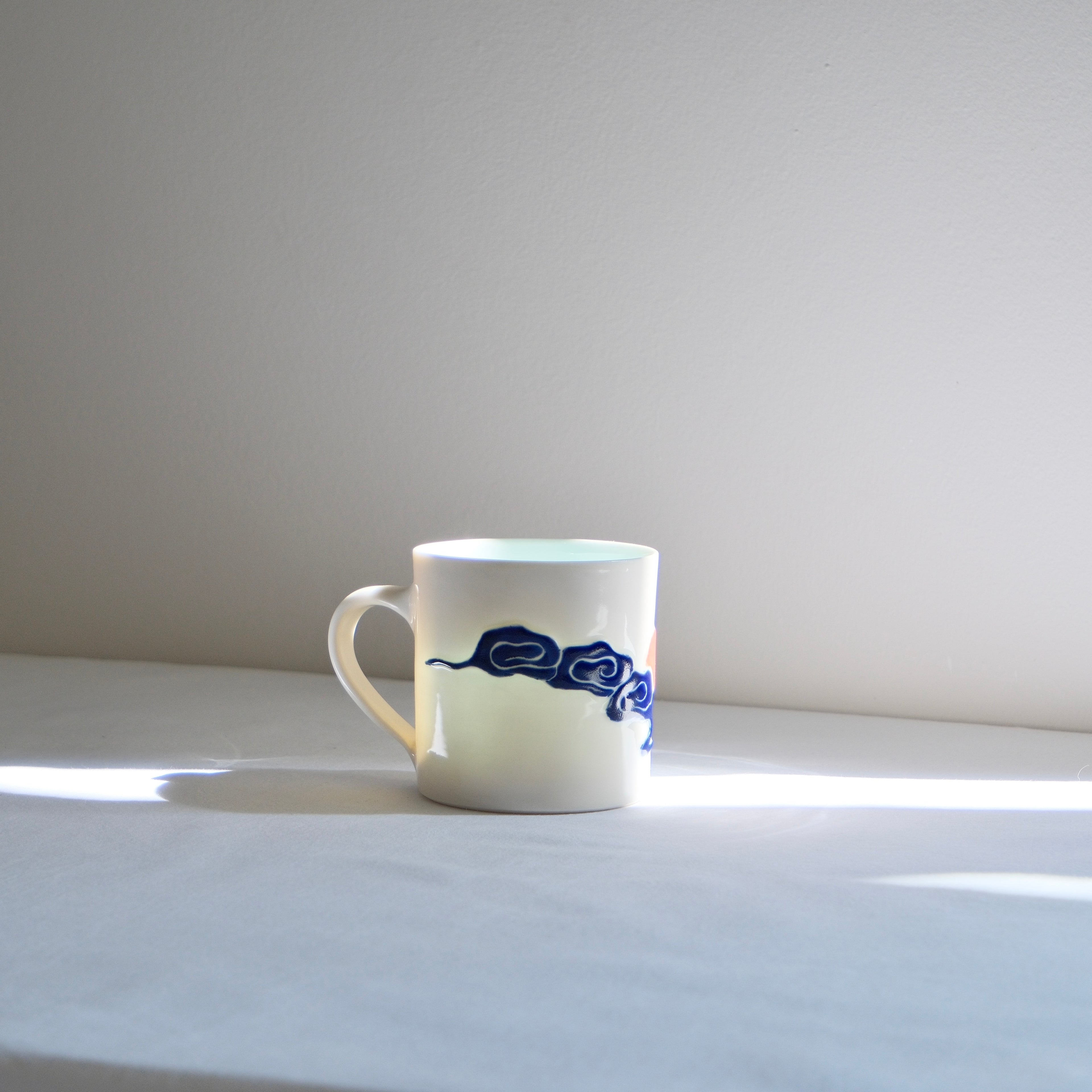 [SECONDS] Adrift Porcelain Mug 008 - Drifting Clouds 360ml