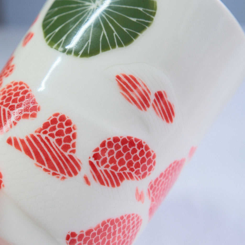Porcelain Tumbler 008 - Red Koi & Pond Lilies 400ml