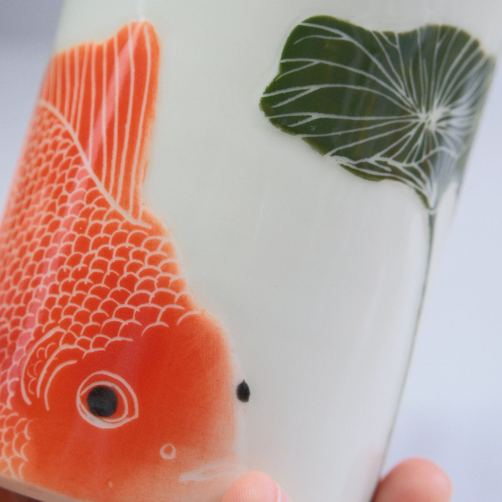 Porcelain Tumbler 010 - A Goldfish & Pond Lilies 350ml