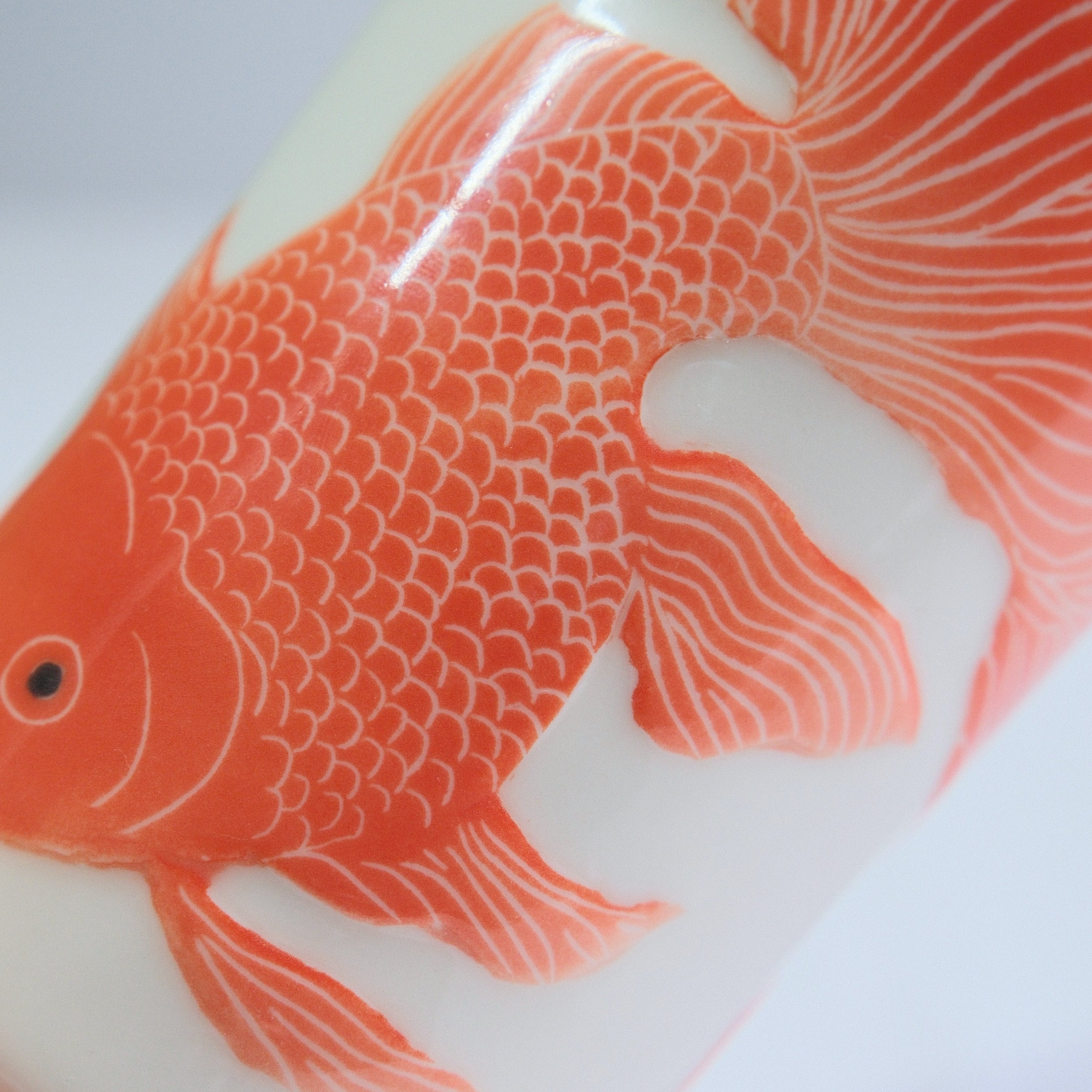 Porcelain Tumbler 011 - Two Goldfish Adrift 360ml